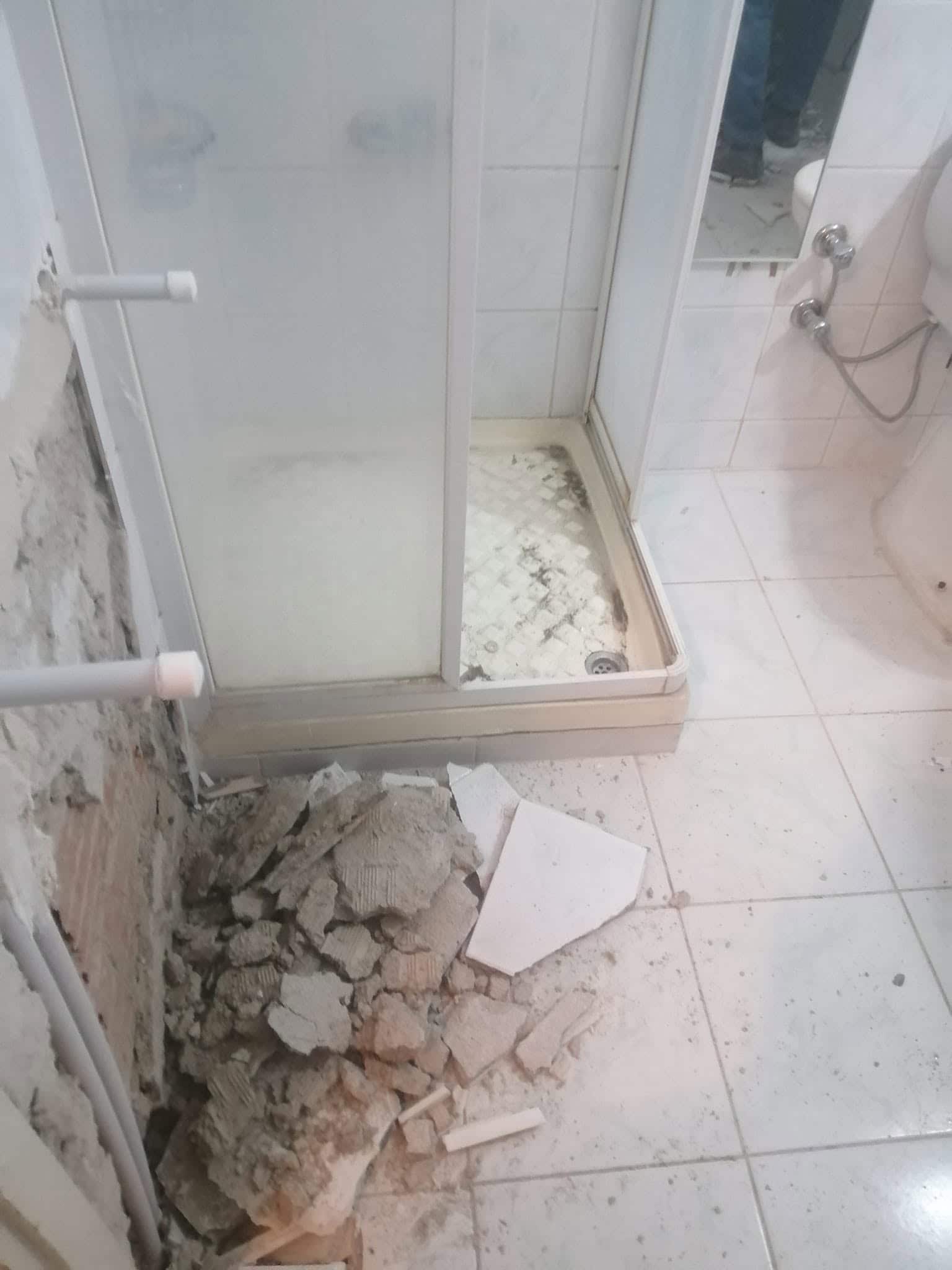 Klozet tıkanıklığında ne yapılmamalı?